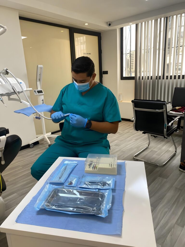 Dentiste à Casablanca, Abdelmoumen